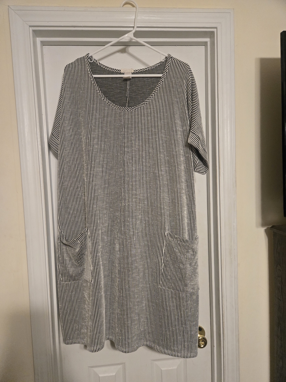 Striped Black and White Women’s Pocket Dress